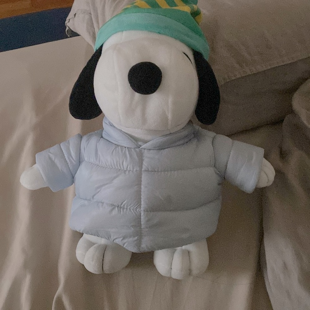 Puffer Snoopy Plushie